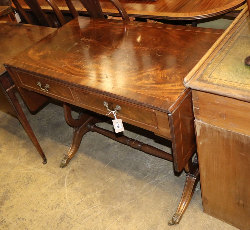 A reproduction mahogany sofa table, W.94cm, D.53cm, H.74cm